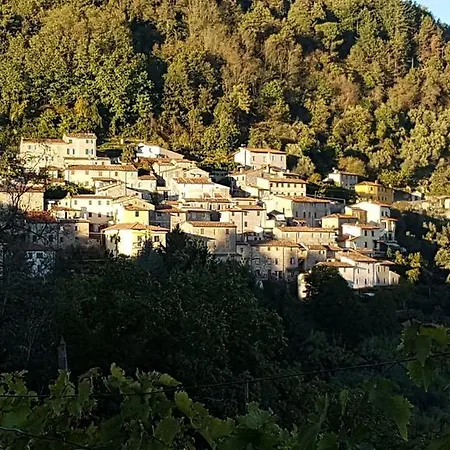 Casa Iris منزل ريفي Gombitelli